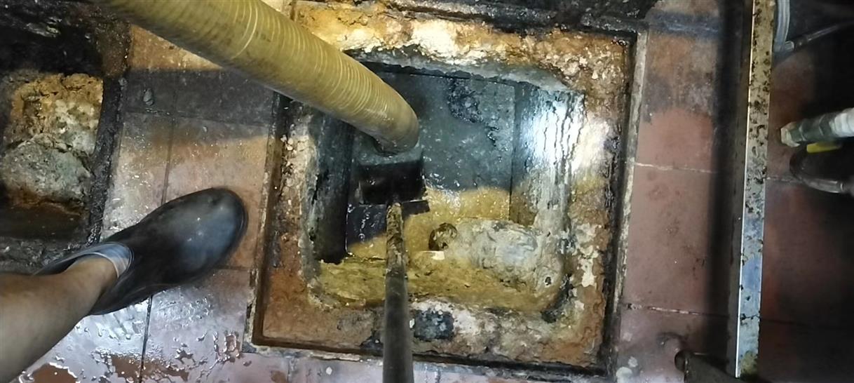 张家界化油池清理-污水池清掏