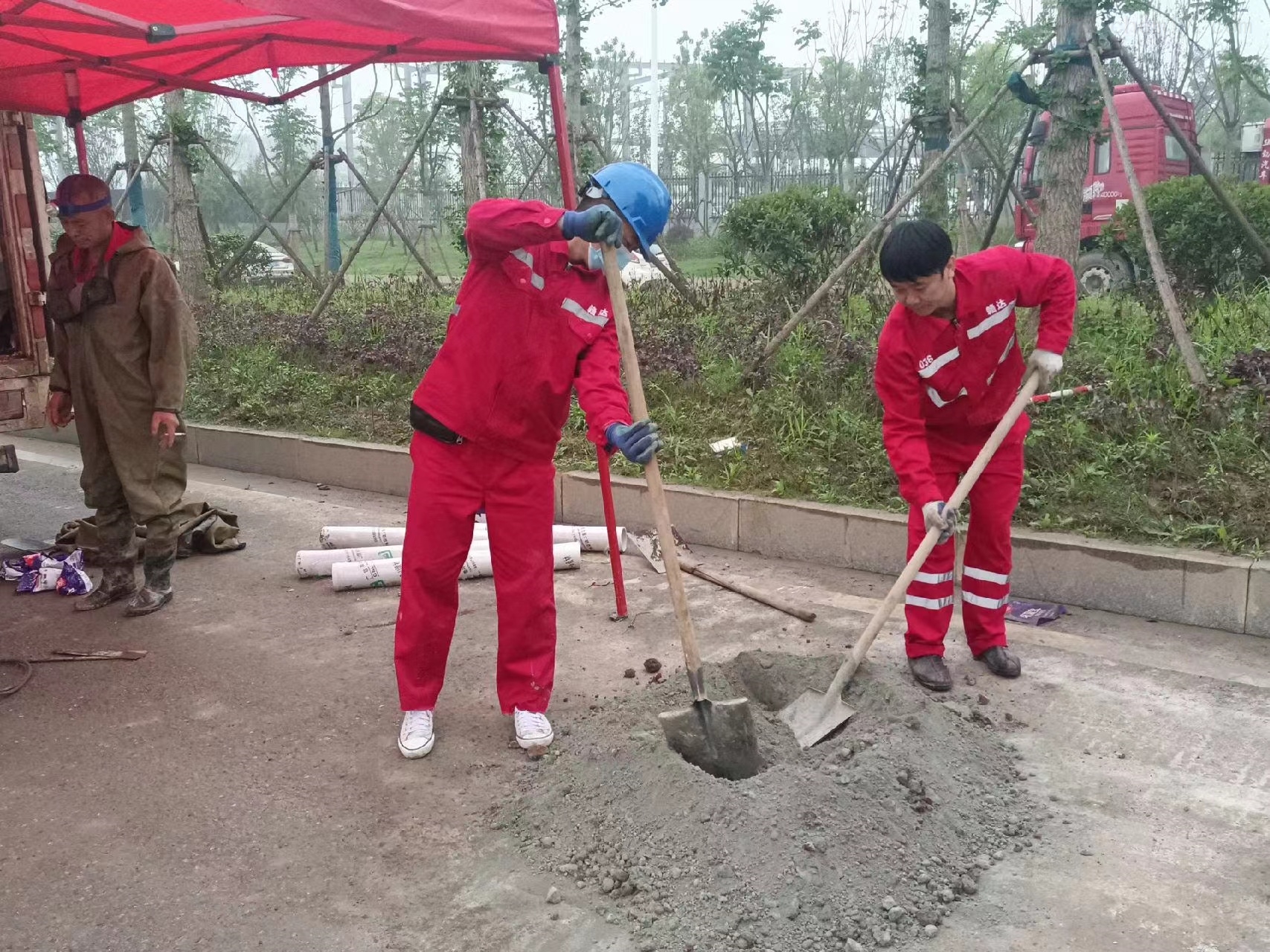 张家界管道疏通哪家好】及时进行市政管道清淤
